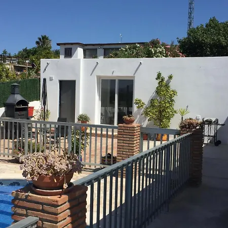 Cosy 1 Bed Casita In Malaga Chalet Alhaurín el Grande