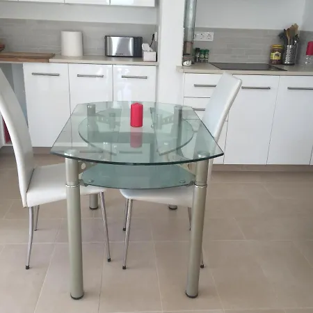 Cosy 1 Bed Casita In Malaga Chalet *